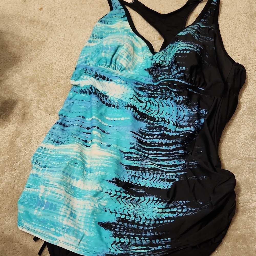 Liz Lange Maternity Swimsuit Tankini Top Size XL